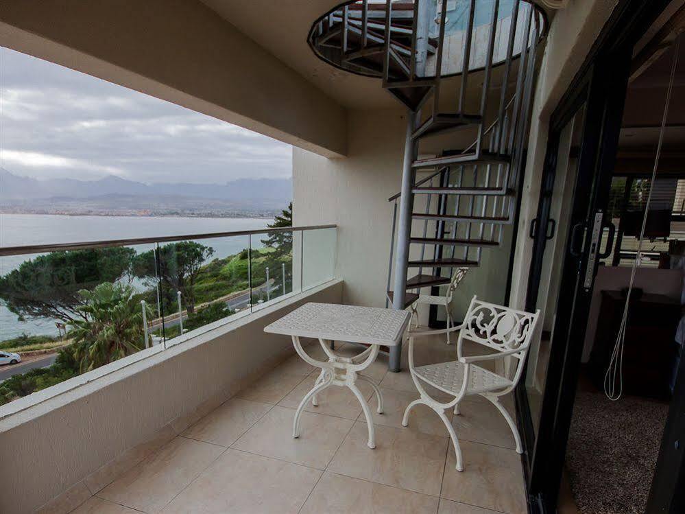 Oceana Palms Luxury Guest House Gordonʼs Bay Dış mekan fotoğraf
